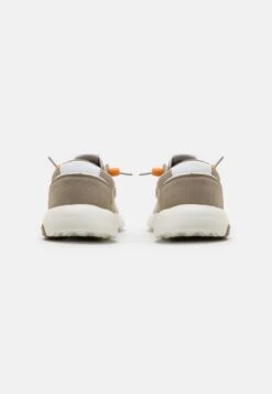 Pier One Sneakers Laag - Beige 10 Pier One Sneakers Laag - Beige -Pier One ad862475ed104d2c8b4c14920f66ce8f