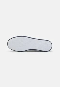 Pier One Unisex - Sneakers Laag - Dark Blue 12 Pier One Unisex - Sneakers Laag - Dark Blue -Pier One afd630620ec54a4abed5f923950c96ee