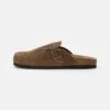 Pier One Leather Unisex - Pantoffels - Brown 2 Pier One Leather Unisex - Pantoffels - Brown -Pier One b02be3dc60974391b284f11567dcb3a1