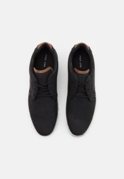 Pier One Sportieve Veterschoenen - Black 11 Pier One Sportieve Veterschoenen - Black -Pier One b90228eb9cb6407d8585d10eed2f414a