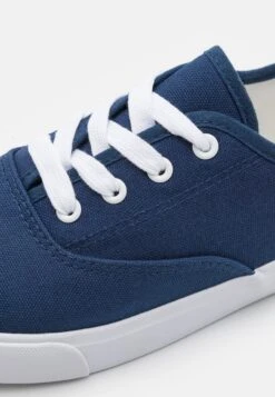 Pier One Unisex - Sneakers Laag - Dark Blue 13 Pier One Unisex - Sneakers Laag - Dark Blue -Pier One c156b422cd1047d18493b07344db01a9