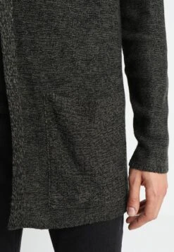 Pier One Vest - Black/Olive 12 Pier One Vest - Black/Olive -Pier One c17ee30ac2fe41ffb49eaf0baa1c9ce5