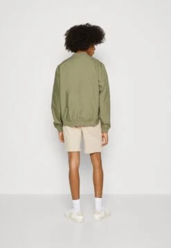 Pier One Bomberjacks - Olive 10 Pier One Bomberjacks - Olive -Pier One c2c844d46d284f928dbfbf33af407249