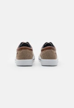 Pier One Sneakers Laag - Taupe 10 Pier One Sneakers Laag - Taupe -Pier One c41c3f9082a74911a3e4900846b773e0