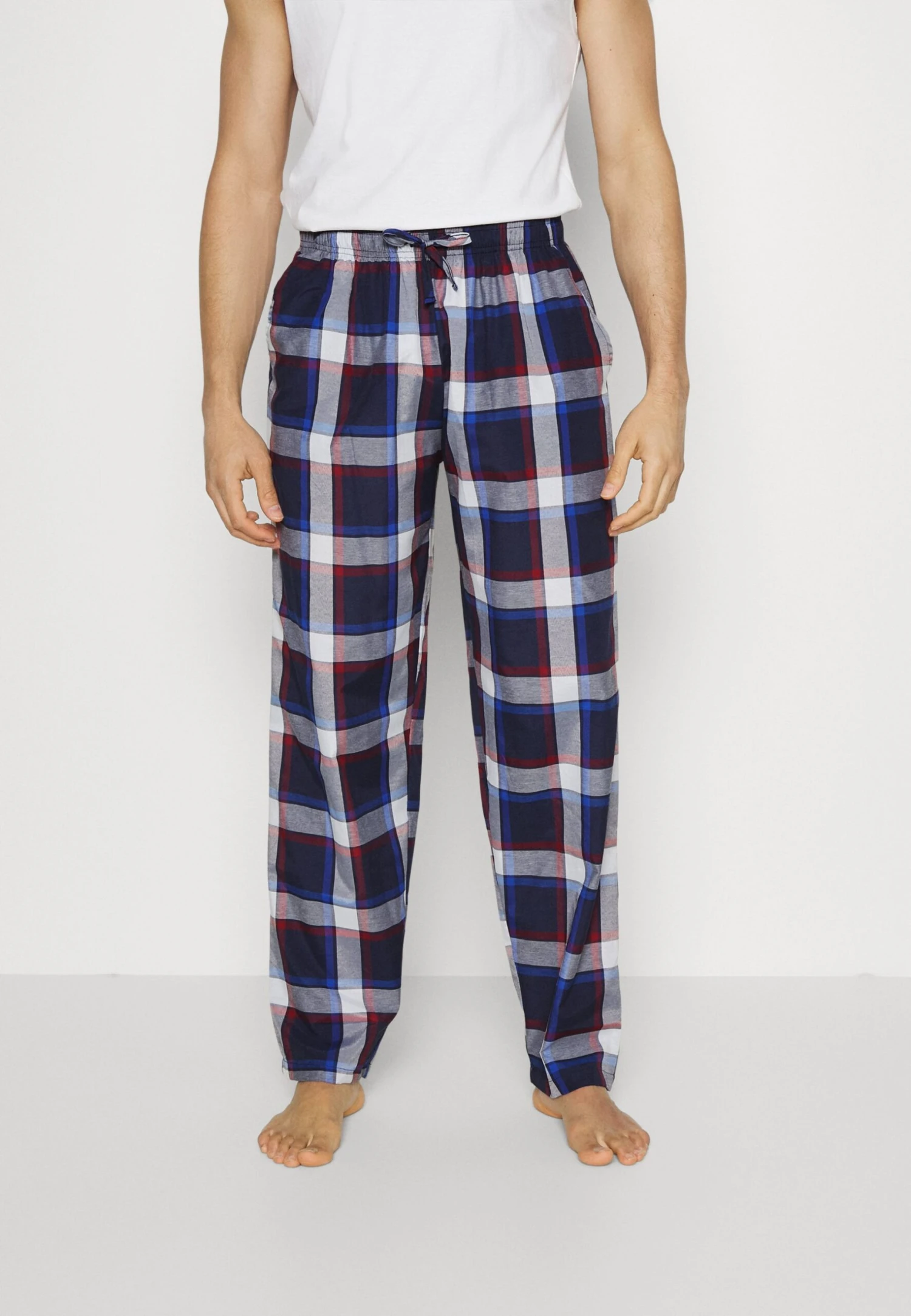 Pier One 2 Pack - Pyjamabroek - 503 - Dark Blue_302 - Red 5 Pier One 2 Pack - Pyjamabroek - 503 - Dark Blue_302 - Red - Afbeelding 3