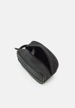 Pier One Unisex - Toilettas - Black 9 Pier One Unisex - Toilettas - Black -Pier One cfcdb32000df407facd1ec0085d5d546
