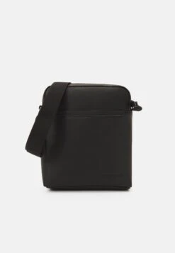 Pier One Schoudertas - Black