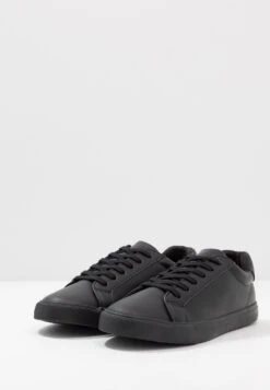 Pier One Unisex - Sneakers Laag - Black 10 Pier One Unisex - Sneakers Laag - Black -Pier One db2a966189d14321b373ffb38f515eaf