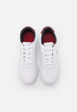 Pier One Unisex - Sneakers Laag - White 11 Pier One Unisex - Sneakers Laag - White -Pier One df25183cd37e49ad8f77392914a22be0