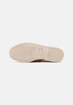 Pier One Leather Unisex - Bootschoenen - Beige 12 Pier One Leather Unisex - Bootschoenen - Beige -Pier One df77dd037ba746e7a11c216a0cf8dae9