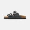 Pier One Leather Unisex - Pantoffels - Dark Grey 1 Pier One Leather Unisex - Pantoffels - Dark Grey -Pier One ea2e80a8ac2448448fb82b47d72035e3