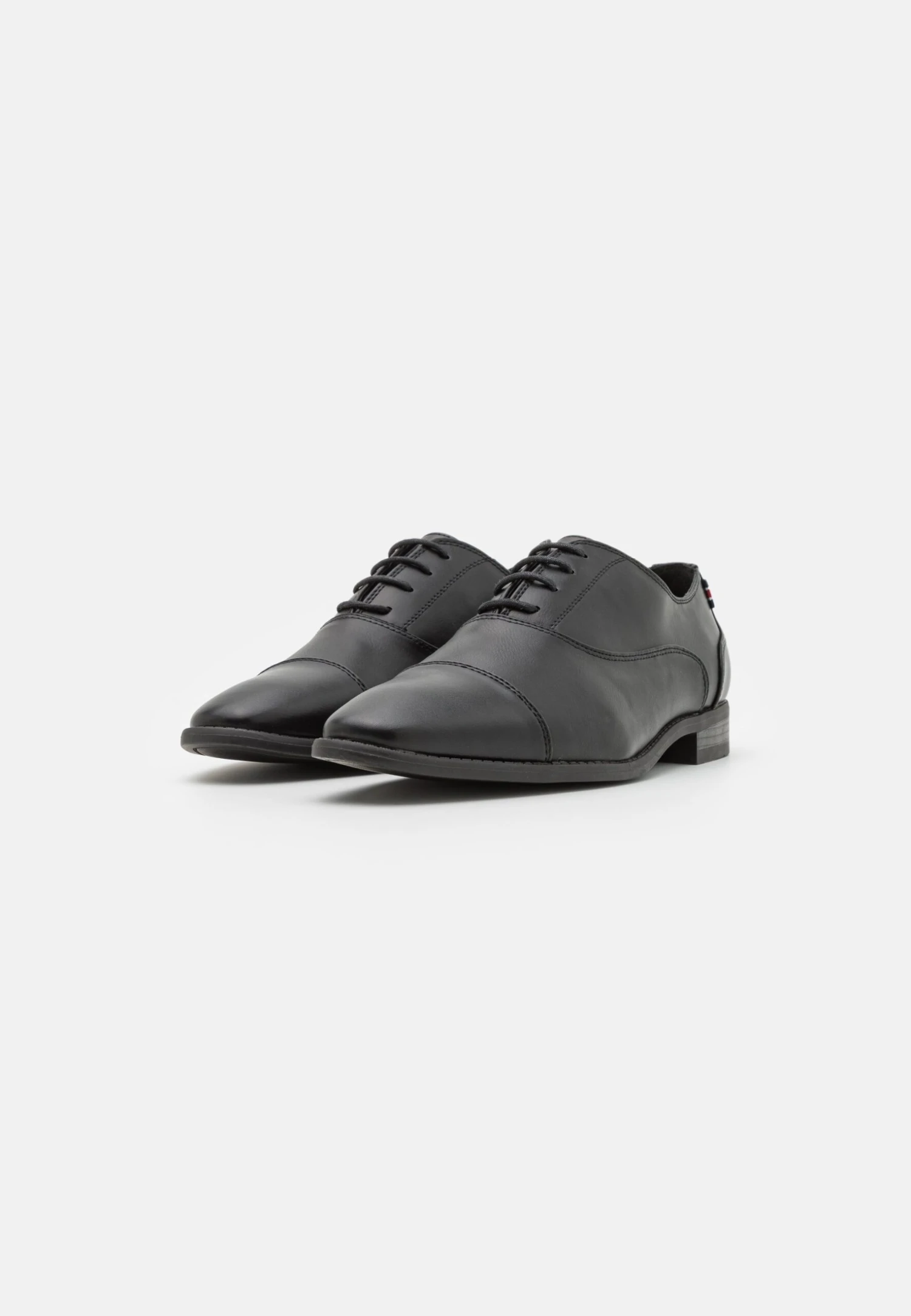 Pier One Unisex - Sportieve Veterschoenen - Black 4 Pier One Unisex - Sportieve Veterschoenen - Black - Afbeelding 2