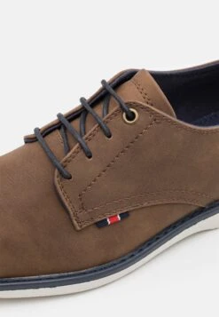 Pier One Sportieve Veterschoenen - Cognac 13 Pier One Sportieve Veterschoenen - Cognac -Pier One f3bf10c0ed9949648551d0fb0413fba8