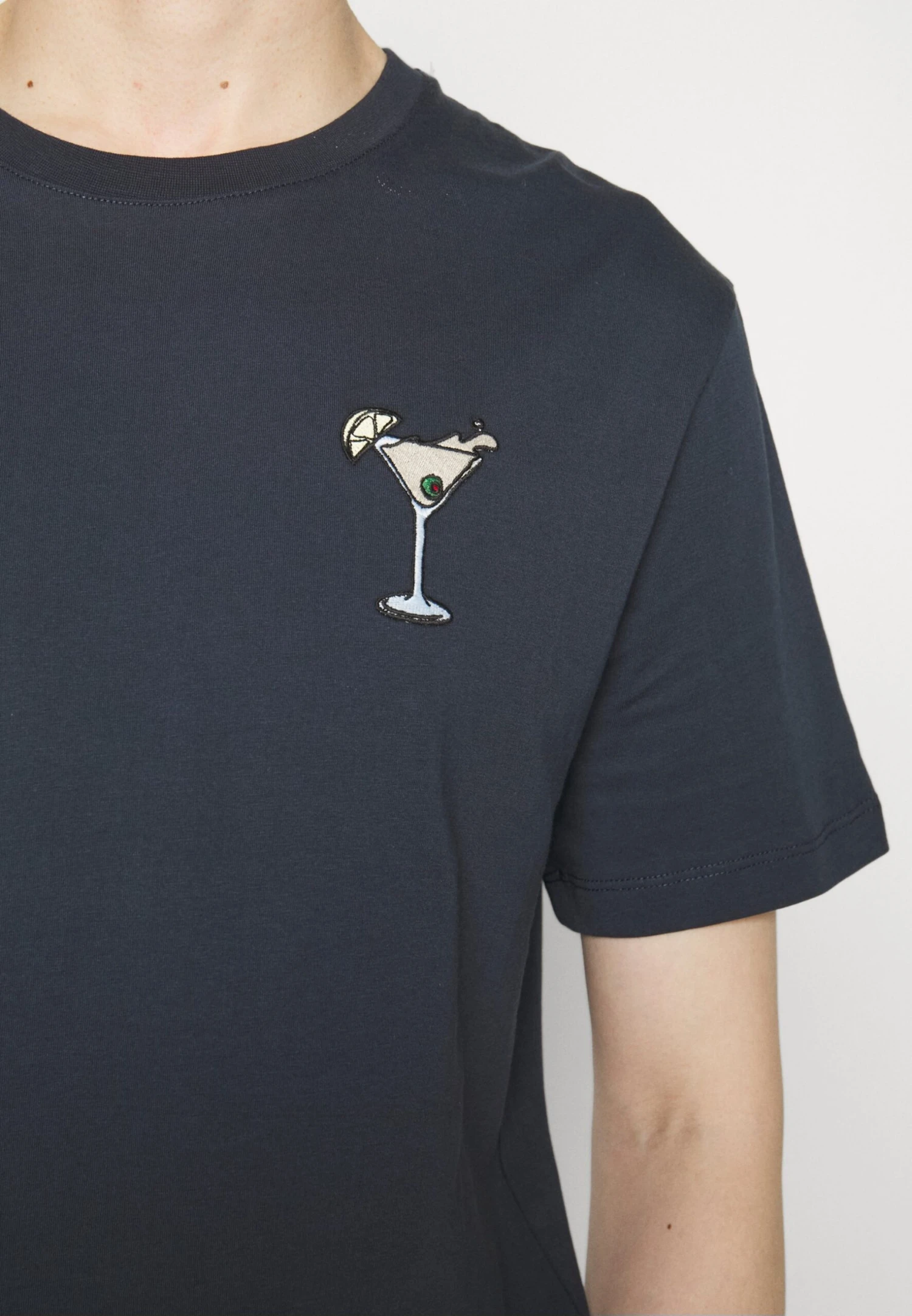 Pier One Cocktail Tee- T-Shirt Print - 503 - Dark Blue 8 Pier One Cocktail Tee- T-Shirt Print - 503 - Dark Blue - Afbeelding 6