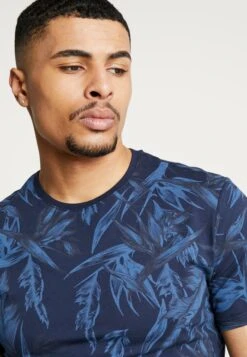 Pier One T-Shirt Print - Blue 11 Pier One T-Shirt Print - Blue -Pier One f9035a3854ab428abf9f167b1c6240f2