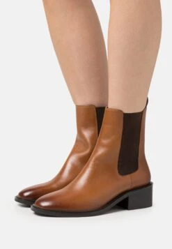 Pier One Leather- Korte Laarzen - Cognac