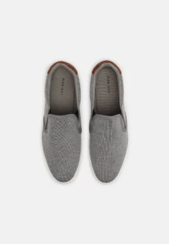 Pier One Unisex - Instappers - Dark Grey 12 Pier One Unisex - Instappers - Dark Grey -Pier One fd4006995ad74583bd5d996537dcc72b