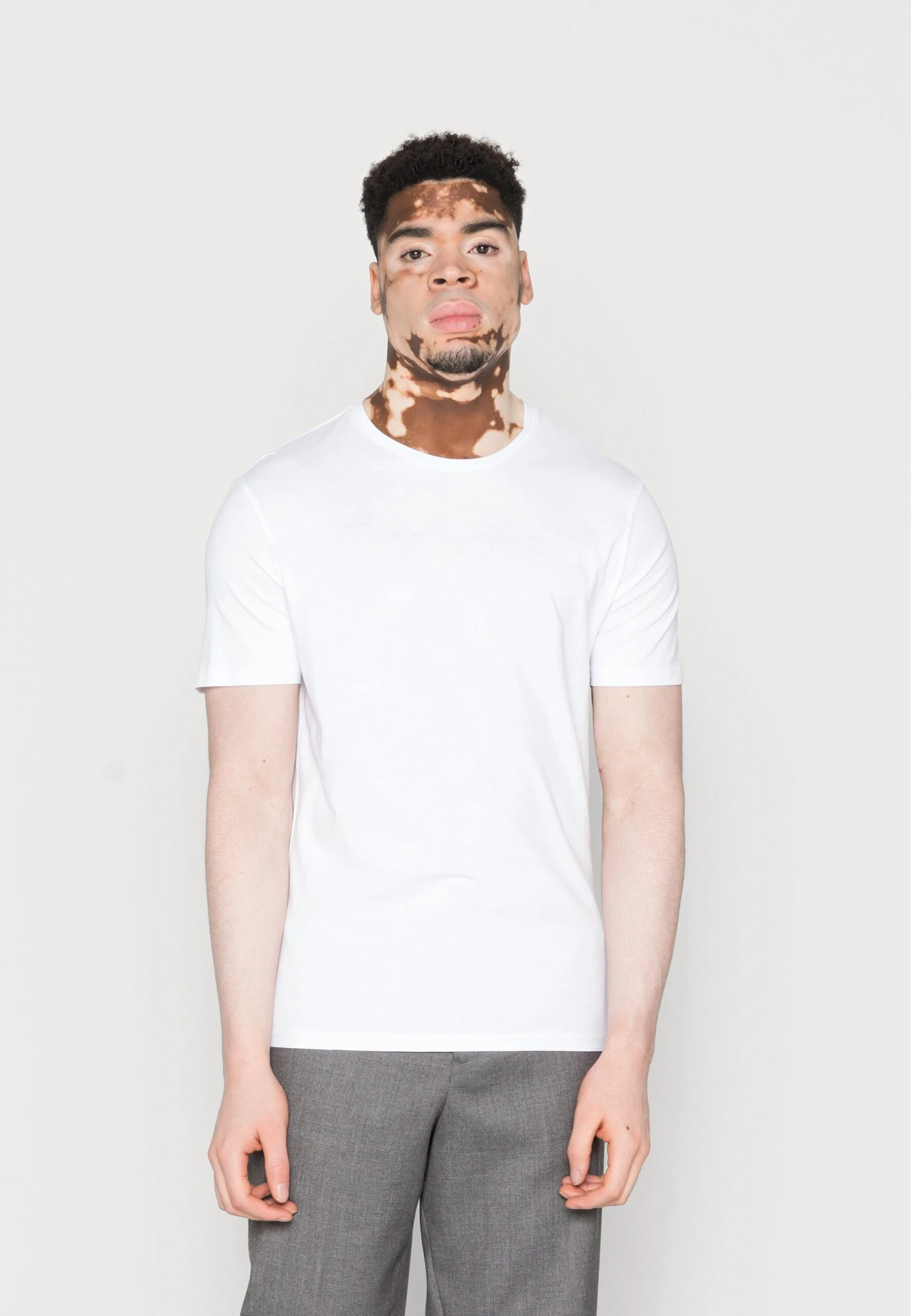 Pier One 10 Pack - T-Shirt Basic - White/Black 4 Pier One 10 Pack - T-Shirt Basic - White/Black - Afbeelding 2